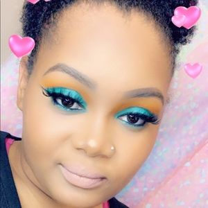 Meet your Posher, Laqueda